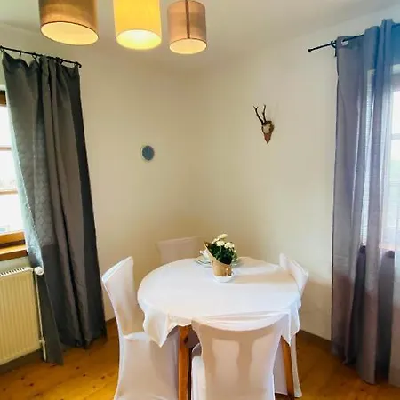 Familienurlaub Im Schloß Neben Wildpark Apartment *