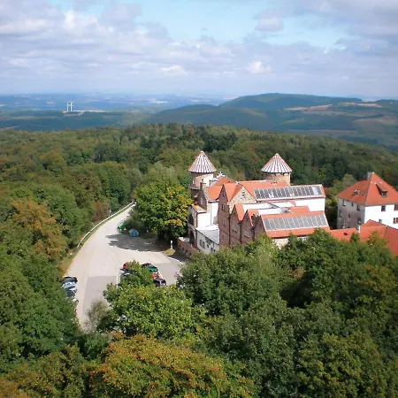 Apartment Familienurlaub Im Schloss Neben Wildpark Fockelberg