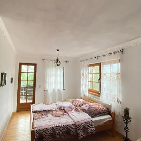 Familienurlaub Im Schloss Neben Wildpark Apartment