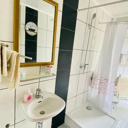 Familienurlaub Im Schloß Neben Wildpark Apartment *