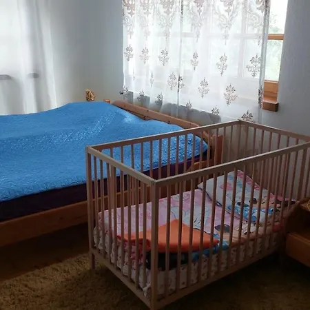 Apartment Familienurlaub Im Schloss Neben Wildpark