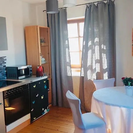 Familienurlaub Im Schloß Neben Wildpark Apartment *