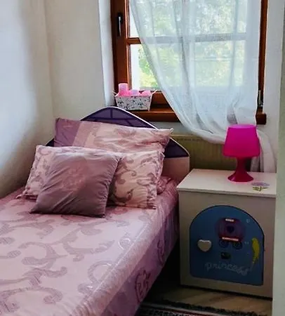 Apartment Familienurlaub Im Schloss Neben Wildpark Fockelberg